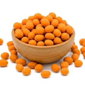 ŽEMĖS RIEŠUTAI TRAŠKIAME APVALKALE SU PAPRIKA