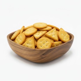 traškūs-krekeriai-su-sūriu