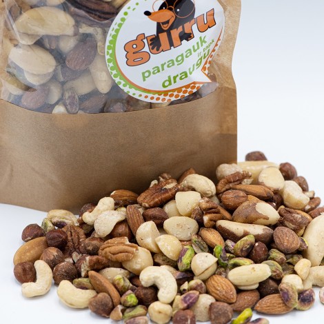 KARALIŠKAS RIEŠUTŲ MIŠINYS "ROYAL MIX"